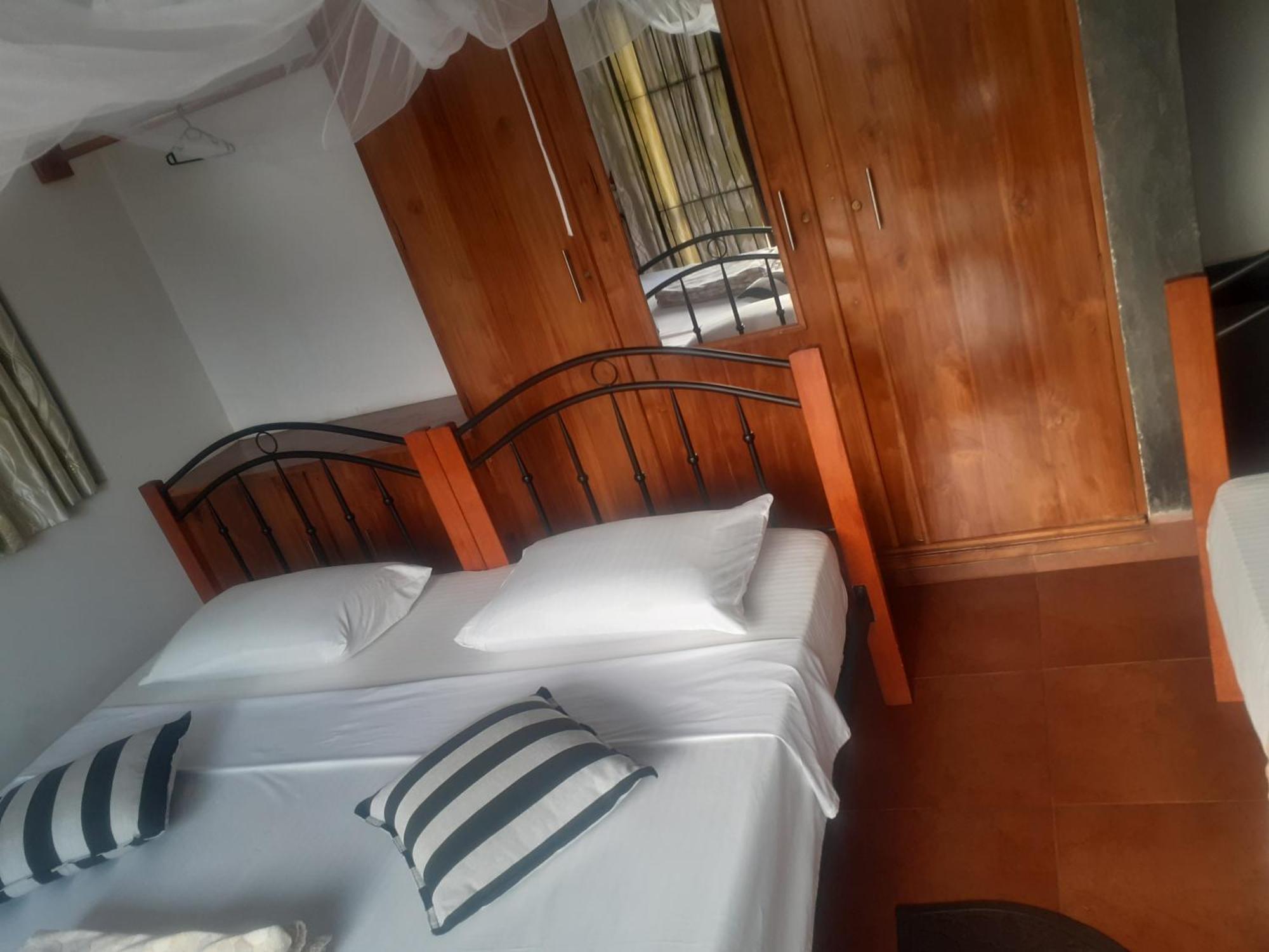 Ella Floating View Exterior foto